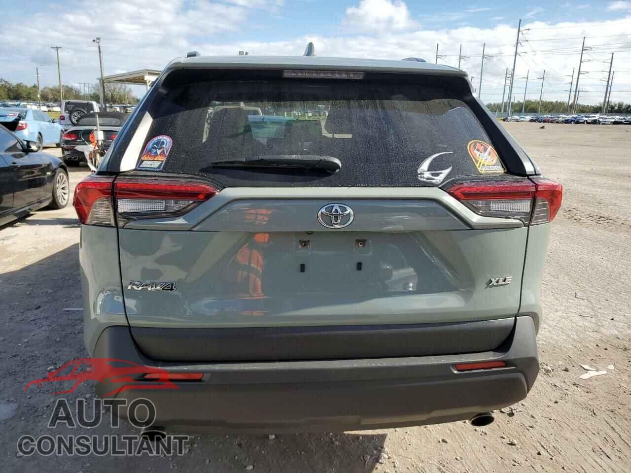 TOYOTA RAV4 2019 - JTMC1RFV3KD036181