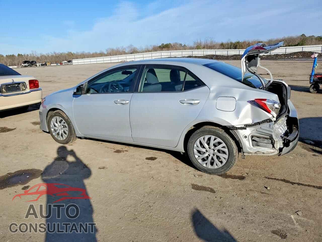 TOYOTA COROLLA 2017 - 2T1BURHE0HC799345