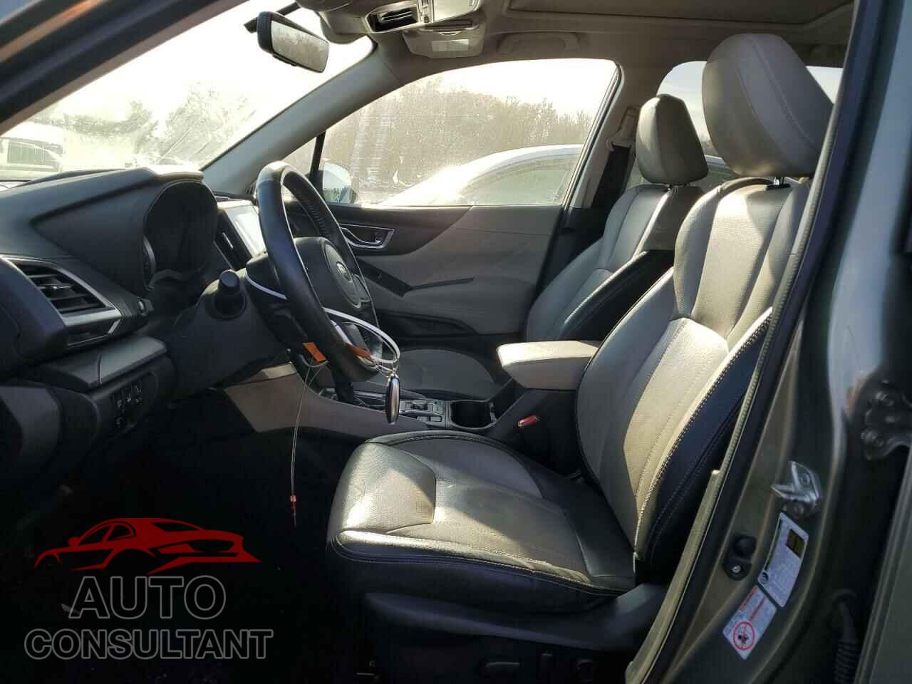 SUBARU FORESTER 2019 - JF2SKAUC2KH584159