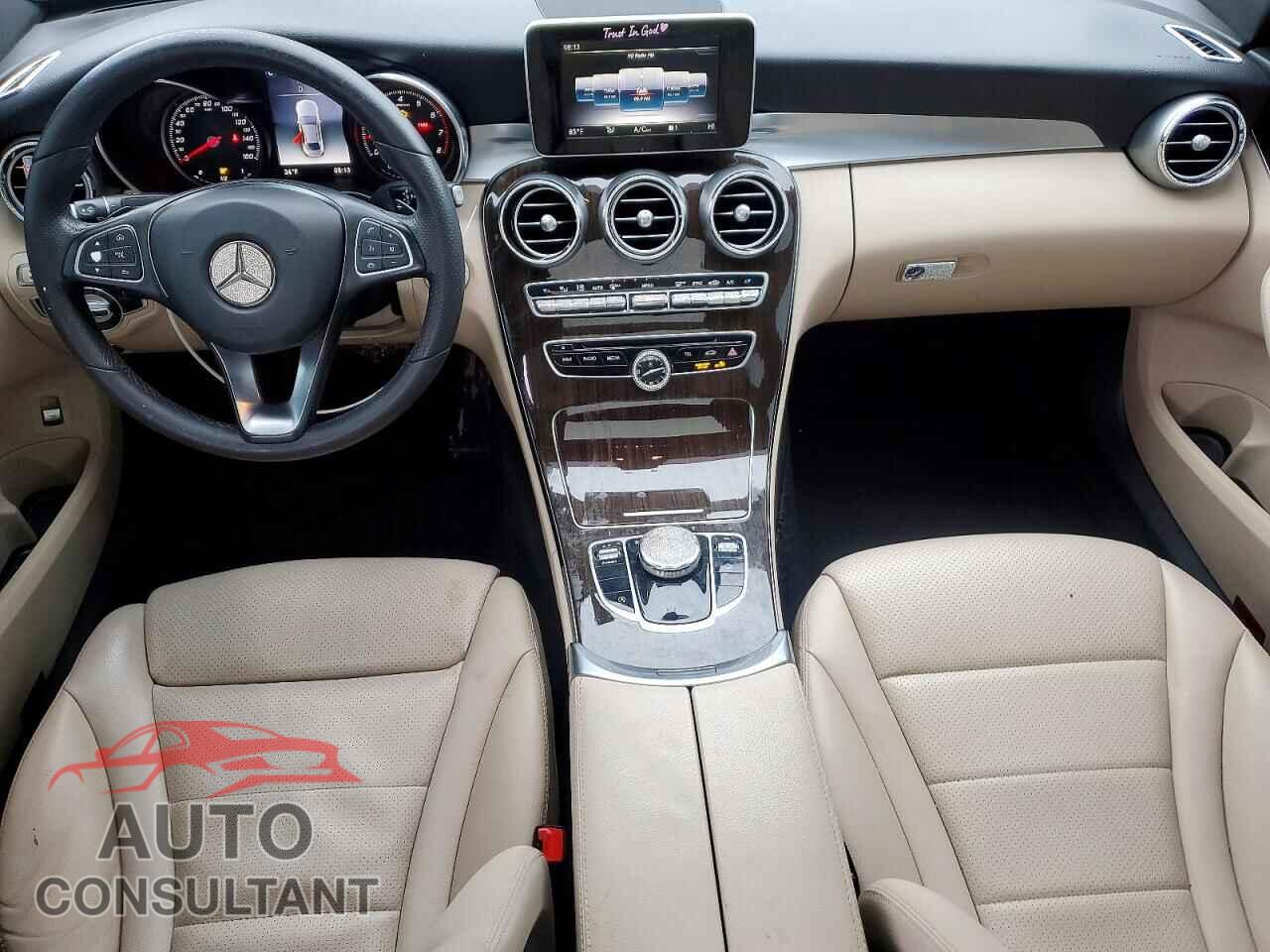 MERCEDES-BENZ C-CLASS 2018 - 55SWF4KB3JU279251
