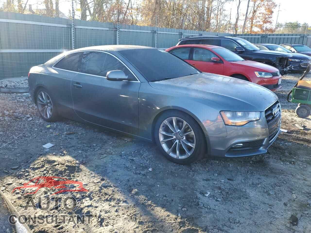 AUDI A5 2014 - WAUCFAFR0EA035403