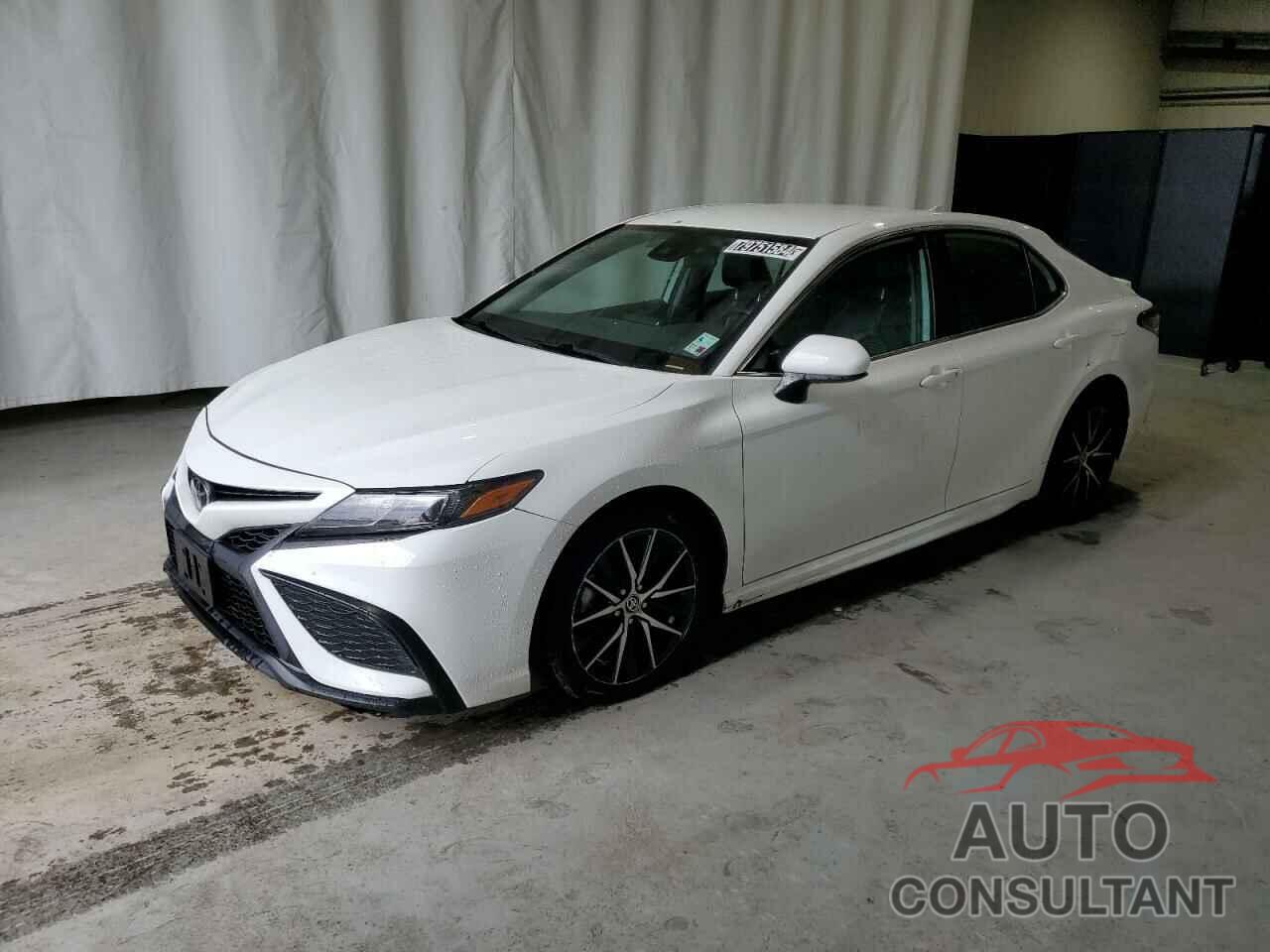 TOYOTA CAMRY 2021 - 4T1G11AK6MU586926
