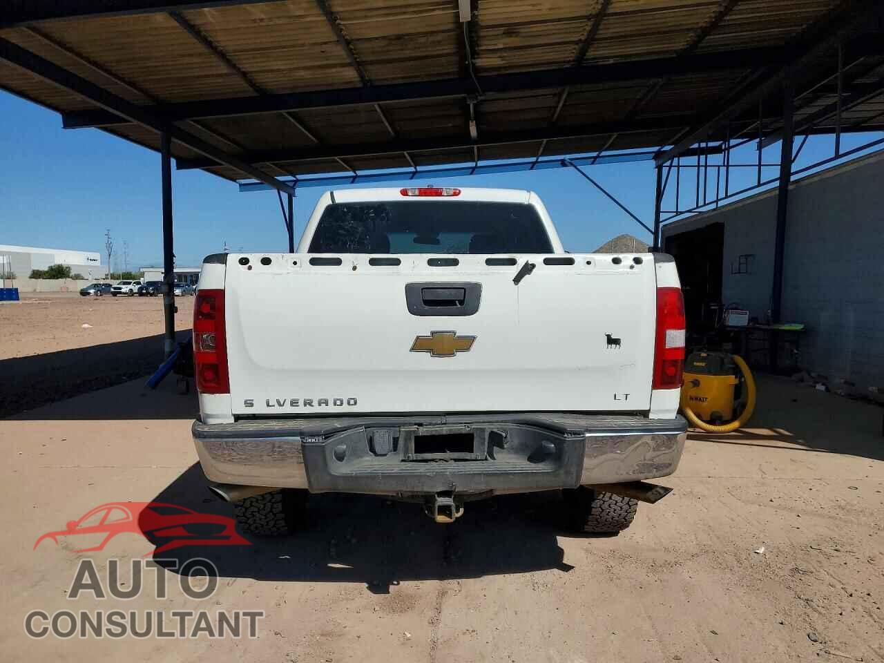 CHEVROLET SILVERADO 2011 - 3GCPKSE33BG201848