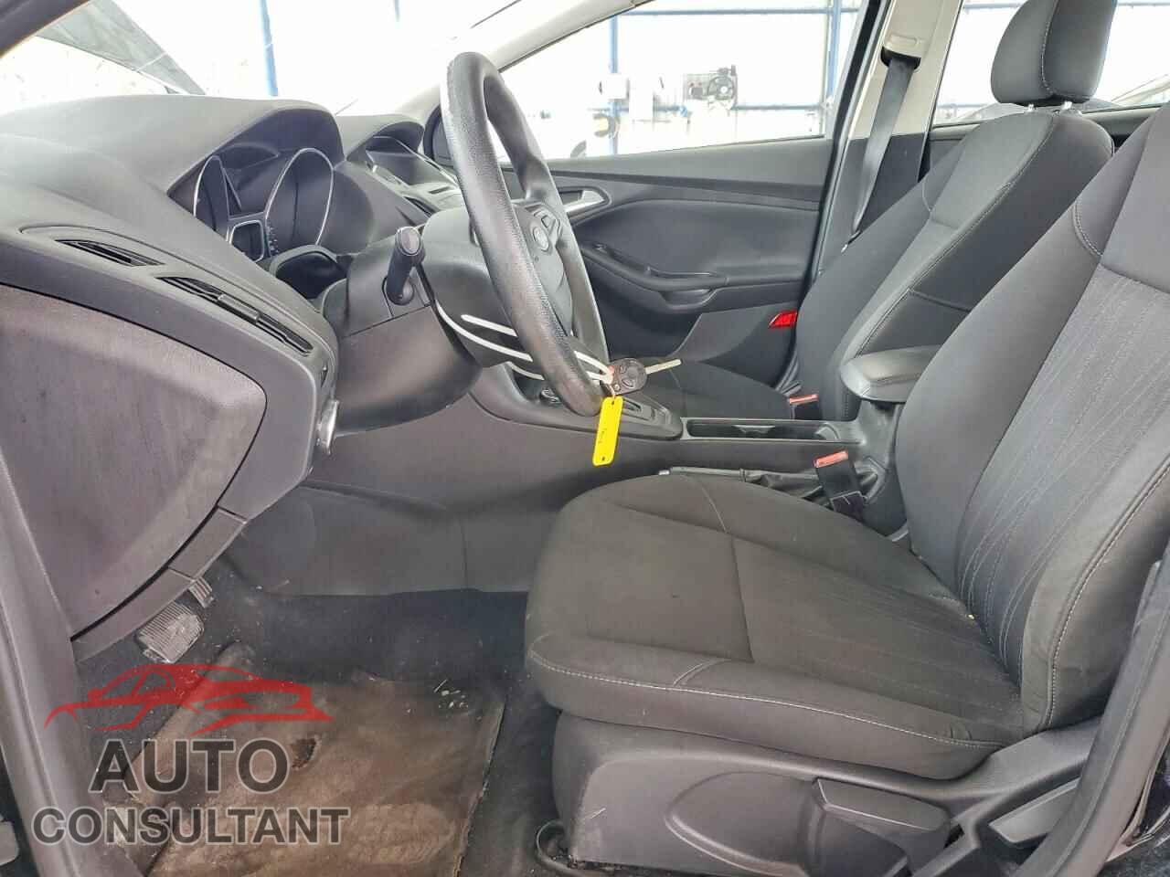 FORD FOCUS 2016 - 1FADP3F25GL365554