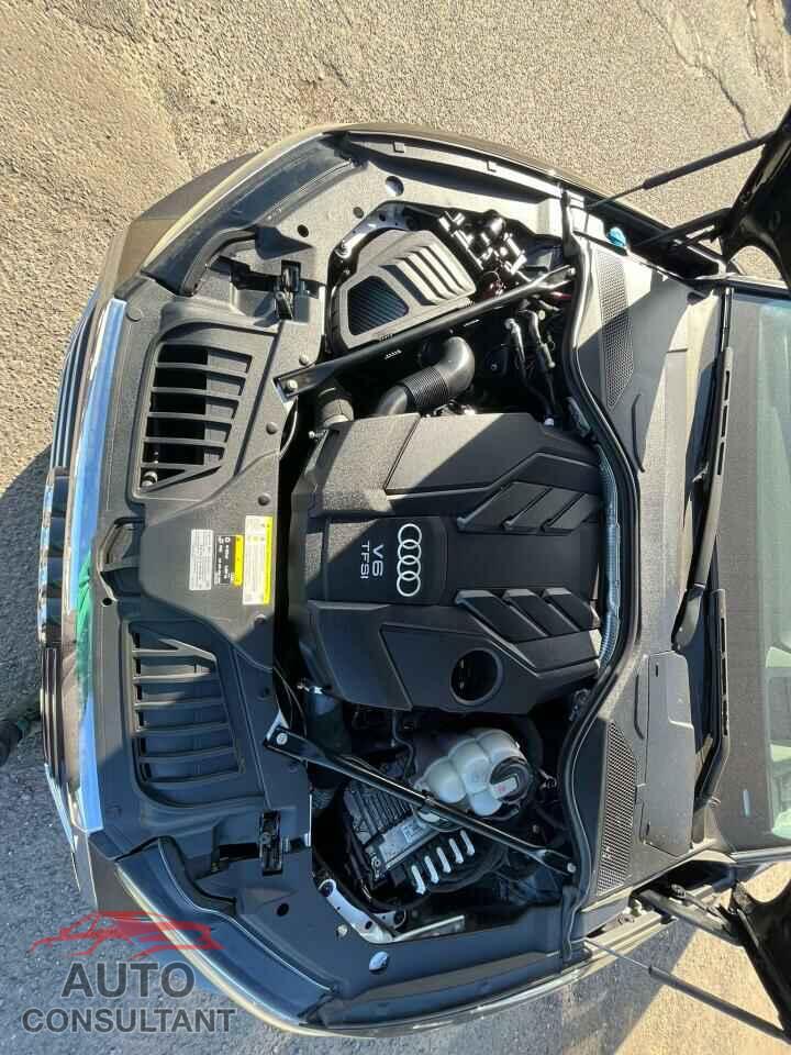 AUDI A8 2019 - WAU8DAF83KN008641