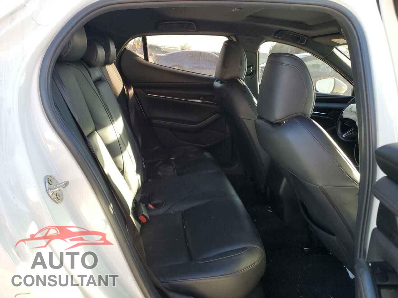 MAZDA 3 2021 - JM1BPALL1M1404330