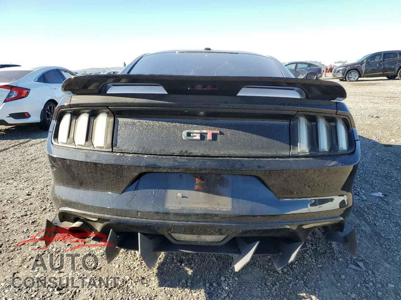 FORD MUSTANG 2017 - 1FA6P8CFXH5275660