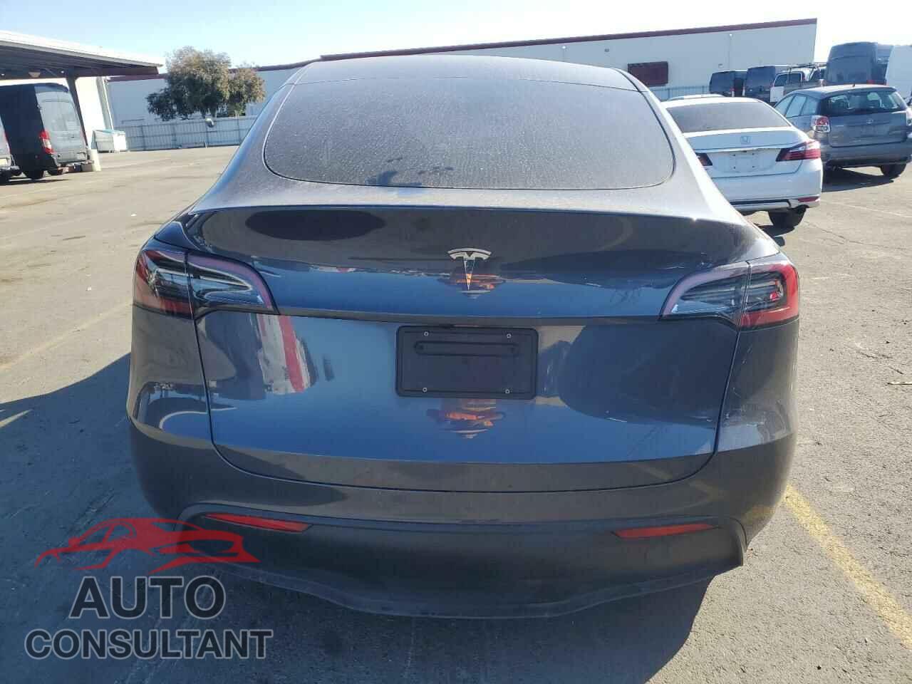 TESLA MODEL Y 2023 - 7SAYGDED4PF940897