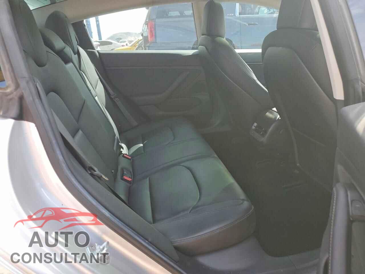 TESLA MODEL 3 2018 - 5YJ3E1EA9JF007067