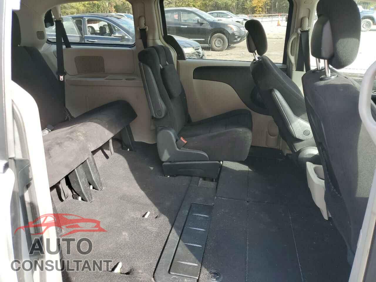 DODGE CARAVAN 2011 - 2D4RN5DG5BR684813