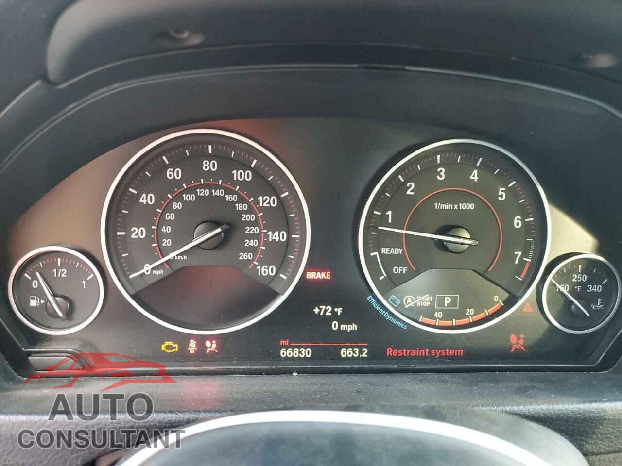 BMW 3 SERIES 2016 - WBA8E3G56GNU00467