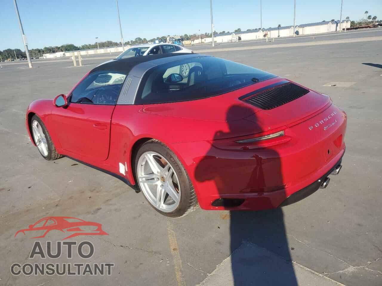 PORSCHE 911 2017 - WP0BA2A99HS132236