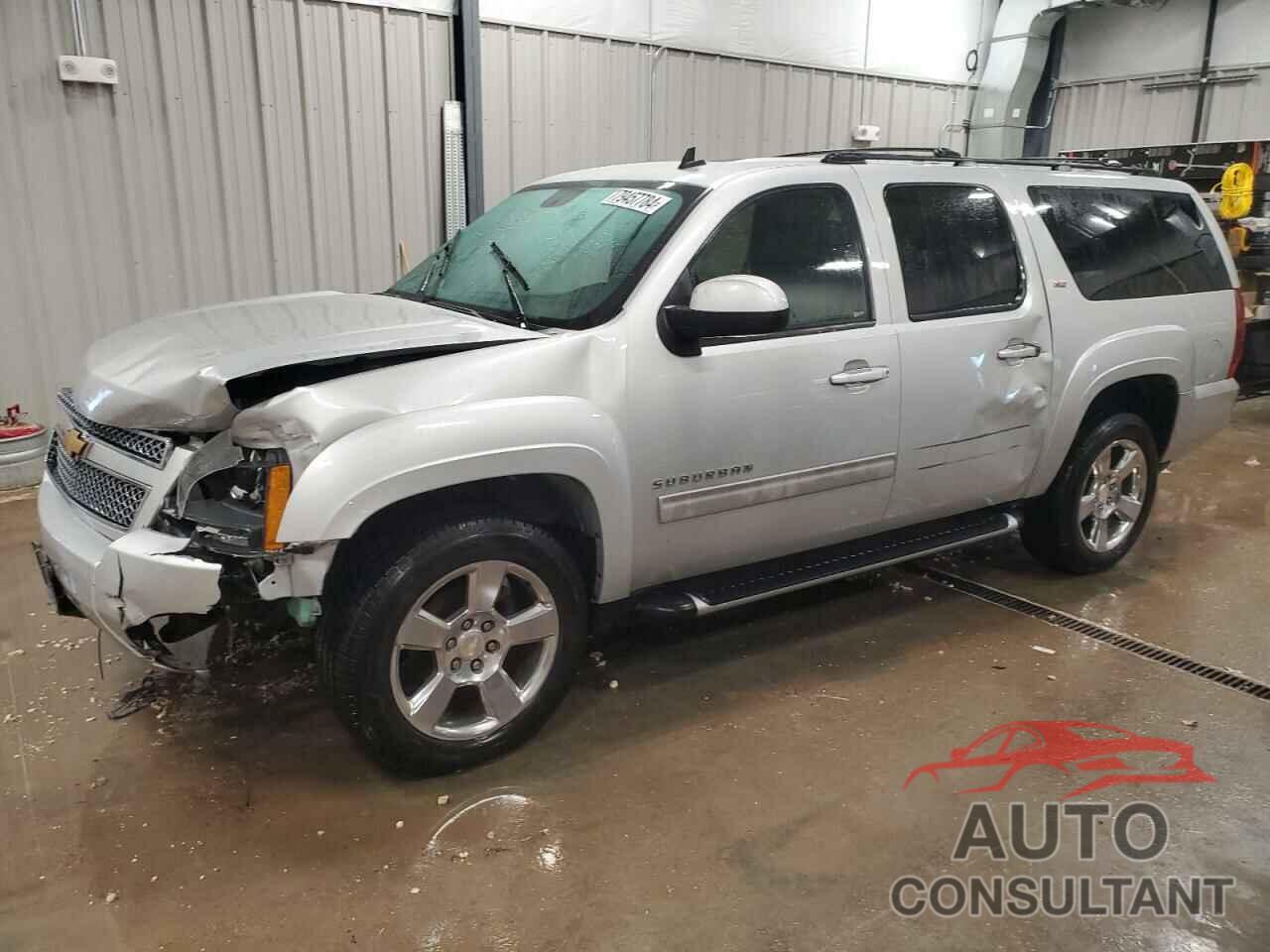 CHEVROLET SUBURBAN 2011 - 1GNSKJE31BR251398