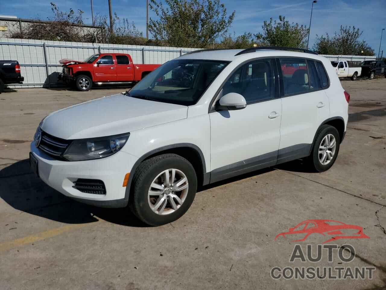 VOLKSWAGEN TIGUAN 2016 - WVGBV7AX8GW574993