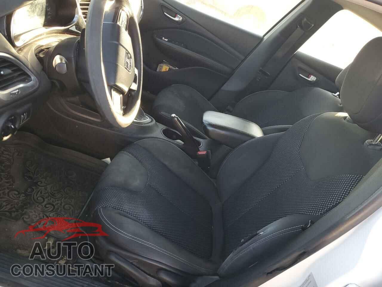 DODGE DART 2015 - 1C3CDFBB5FD330306