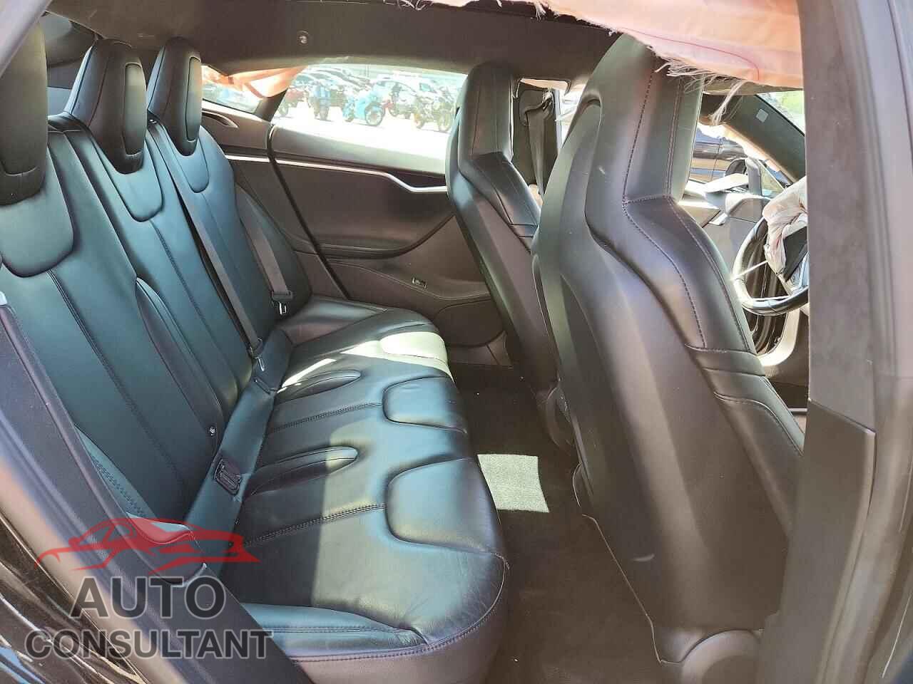 TESLA MODEL S 2016 - 5YJSA1E26GF177301