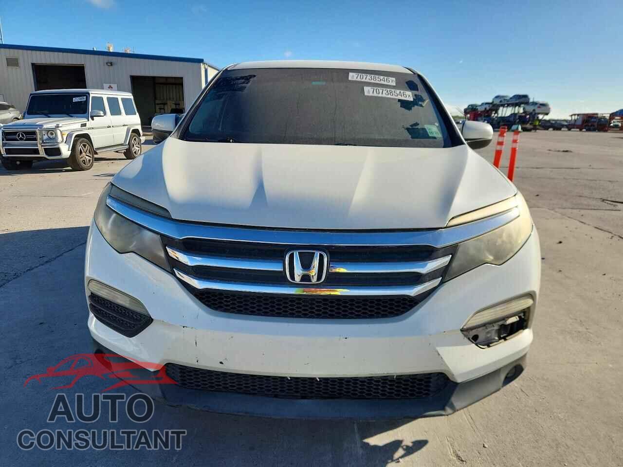 HONDA PILOT 2018 - 5FNYF5H34JB002009