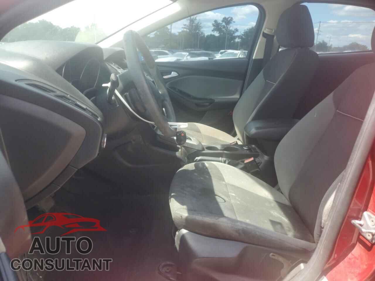 FORD FOCUS 2012 - 1FAHP3K28CL447778