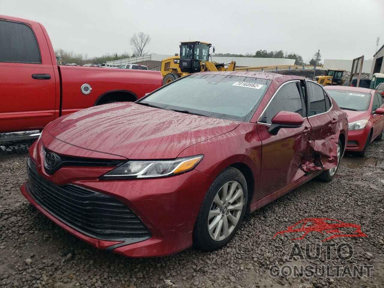 TOYOTA CAMRY 2018 - 4T1B11HK4JU625234