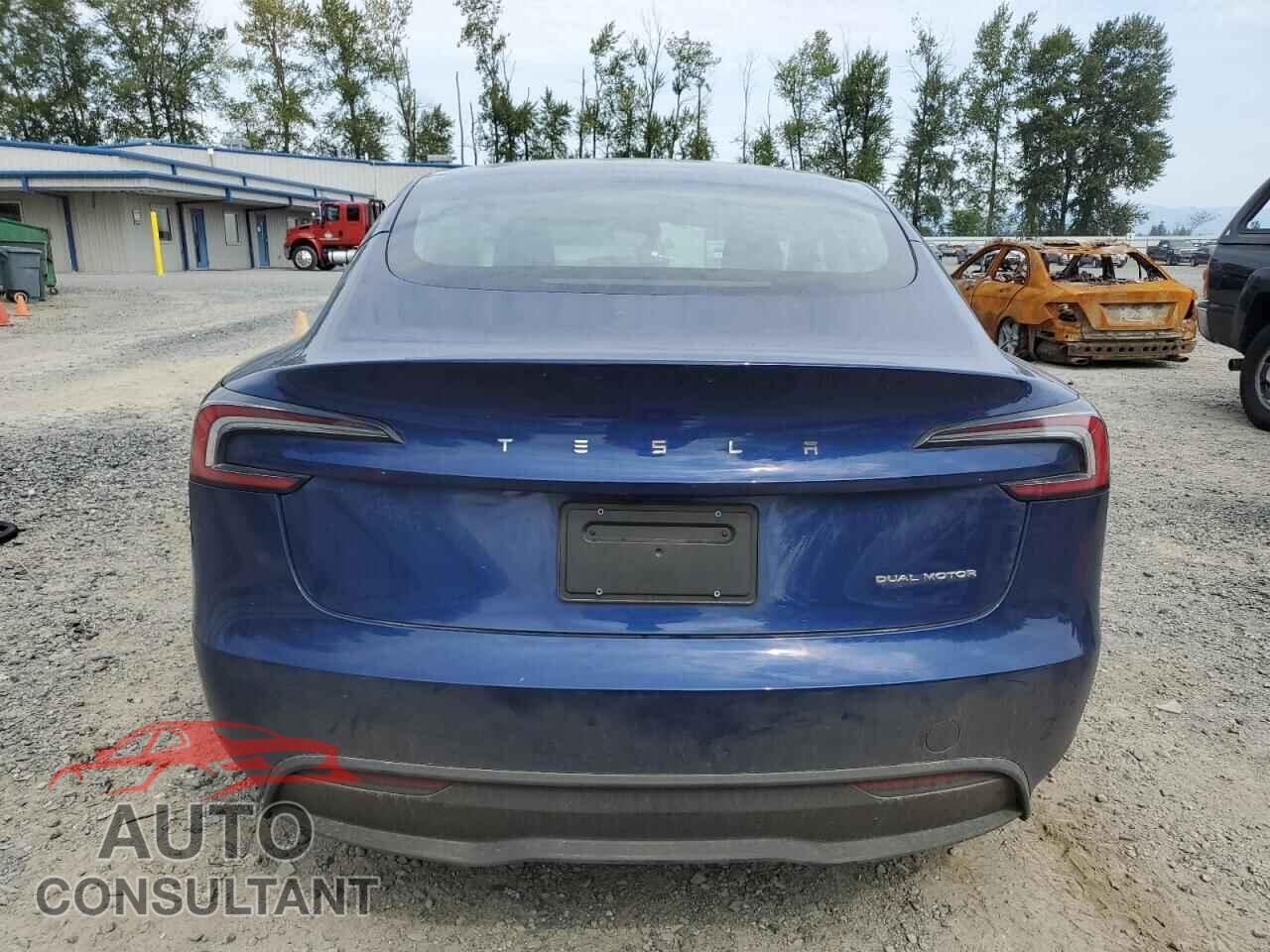 TESLA MODEL 3 2024 - 5YJ3E1EB0RF844195