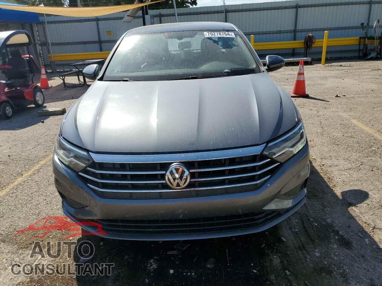 VOLKSWAGEN JETTA 2019 - 3VWC57BU7KM219445