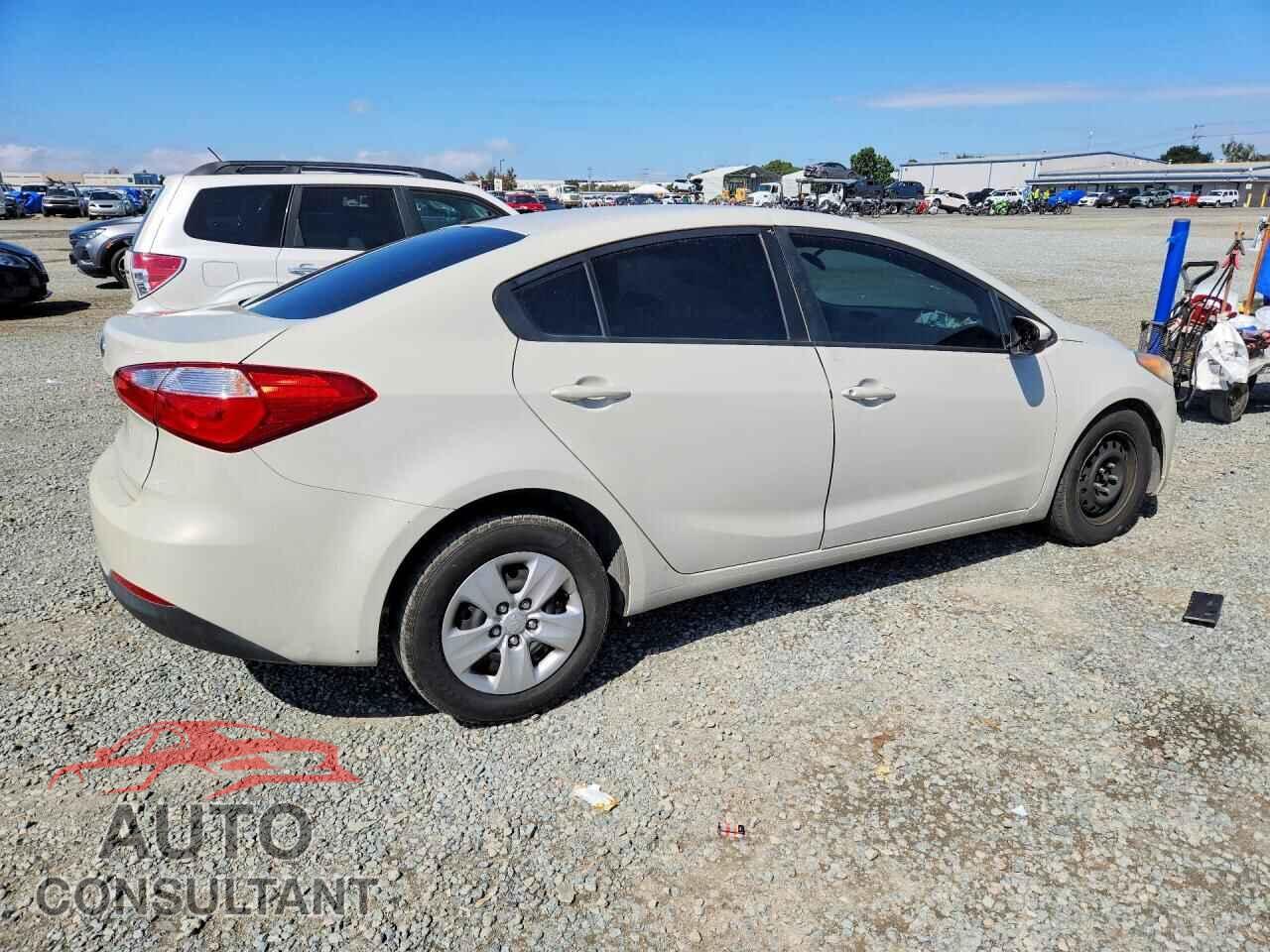 KIA FORTE 2015 - KNAFK4A64F5389135