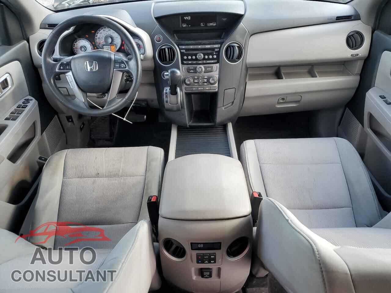 HONDA PILOT 2012 - 5FNYF4H49CB006272
