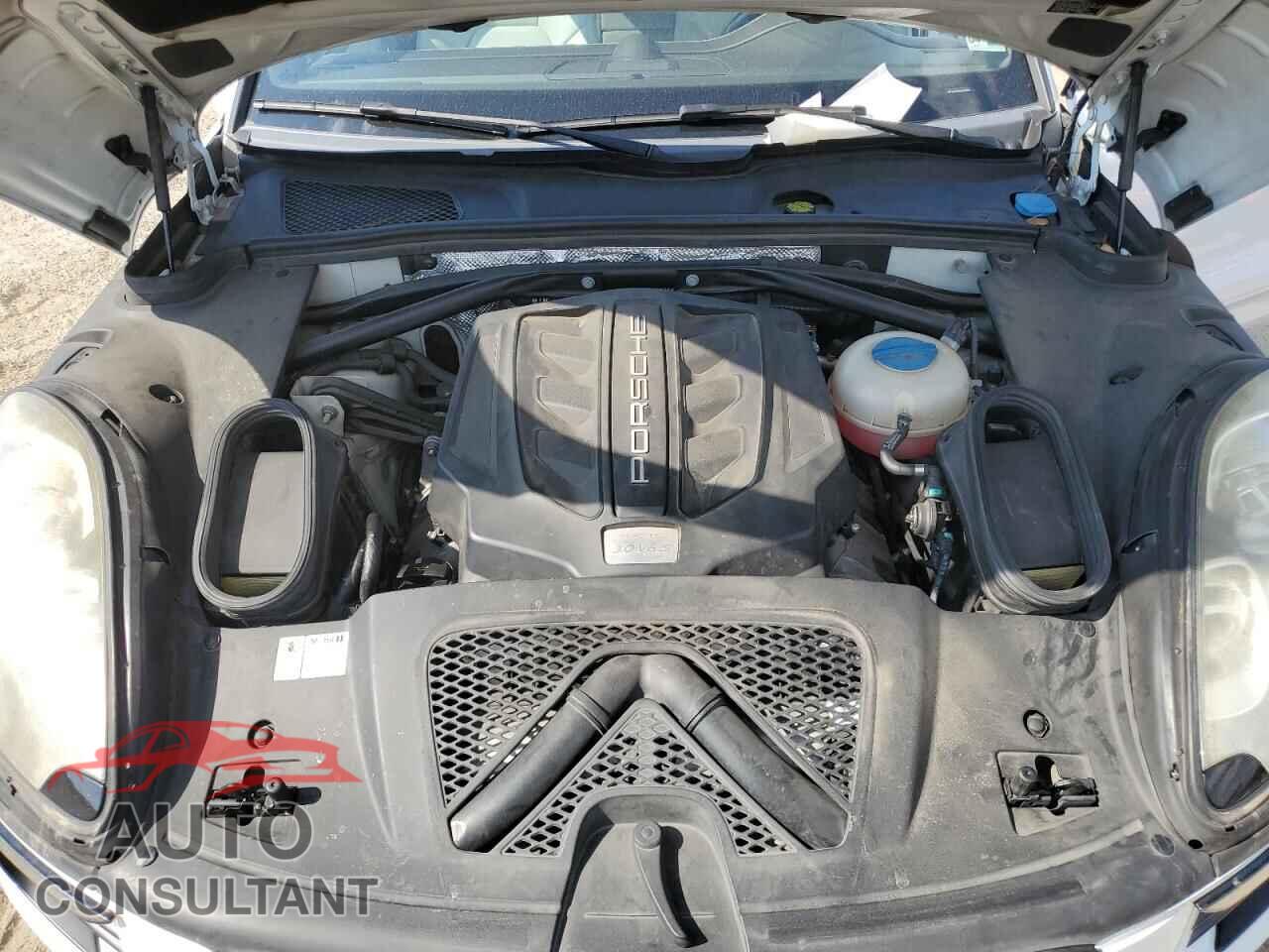 PORSCHE MACAN 2016 - WP1AB2A56GLB54675
