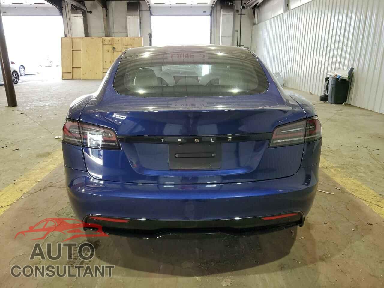 TESLA MODEL S 2023 - 5YJSA1E55PF517984