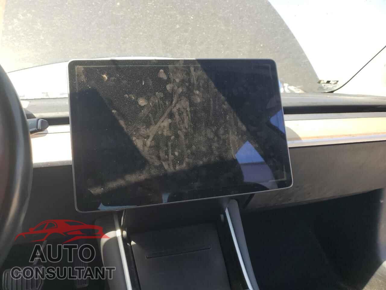 TESLA MODEL 3 2018 - 5YJ3E1EA3JF092696