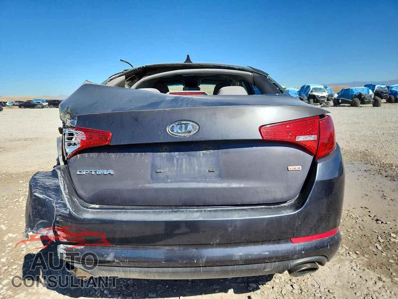 KIA OPTIMA 2011 - KNAGM4A70B5157424