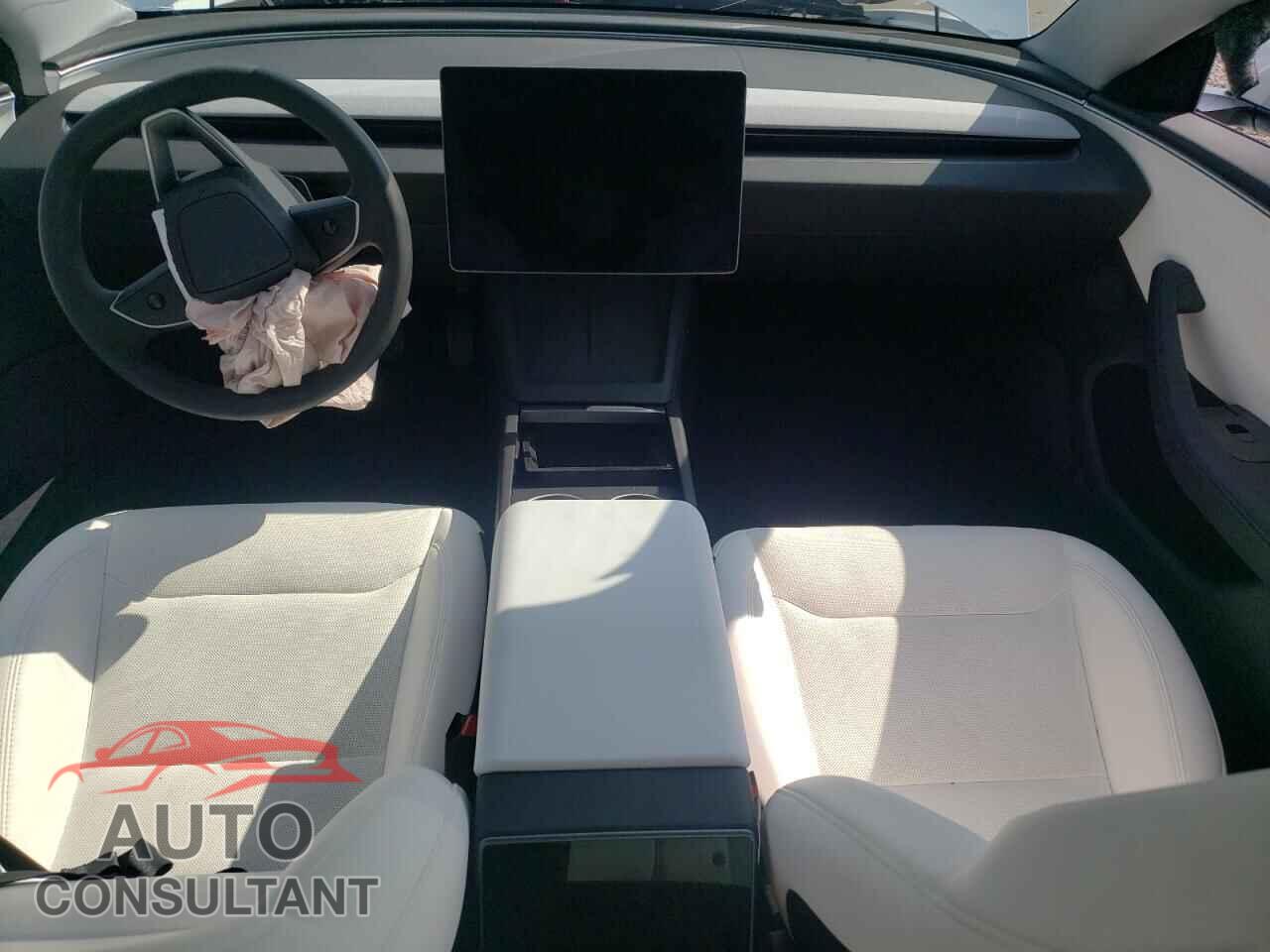 TESLA MODEL 3 2025 - 5YJ3E1EB3SF912382