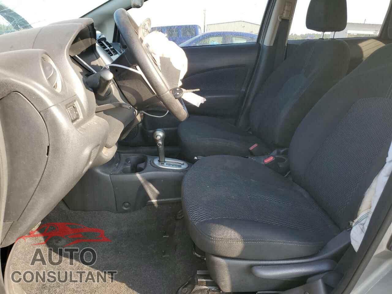 NISSAN VERSA 2015 - 3N1CE2CP3FL420577