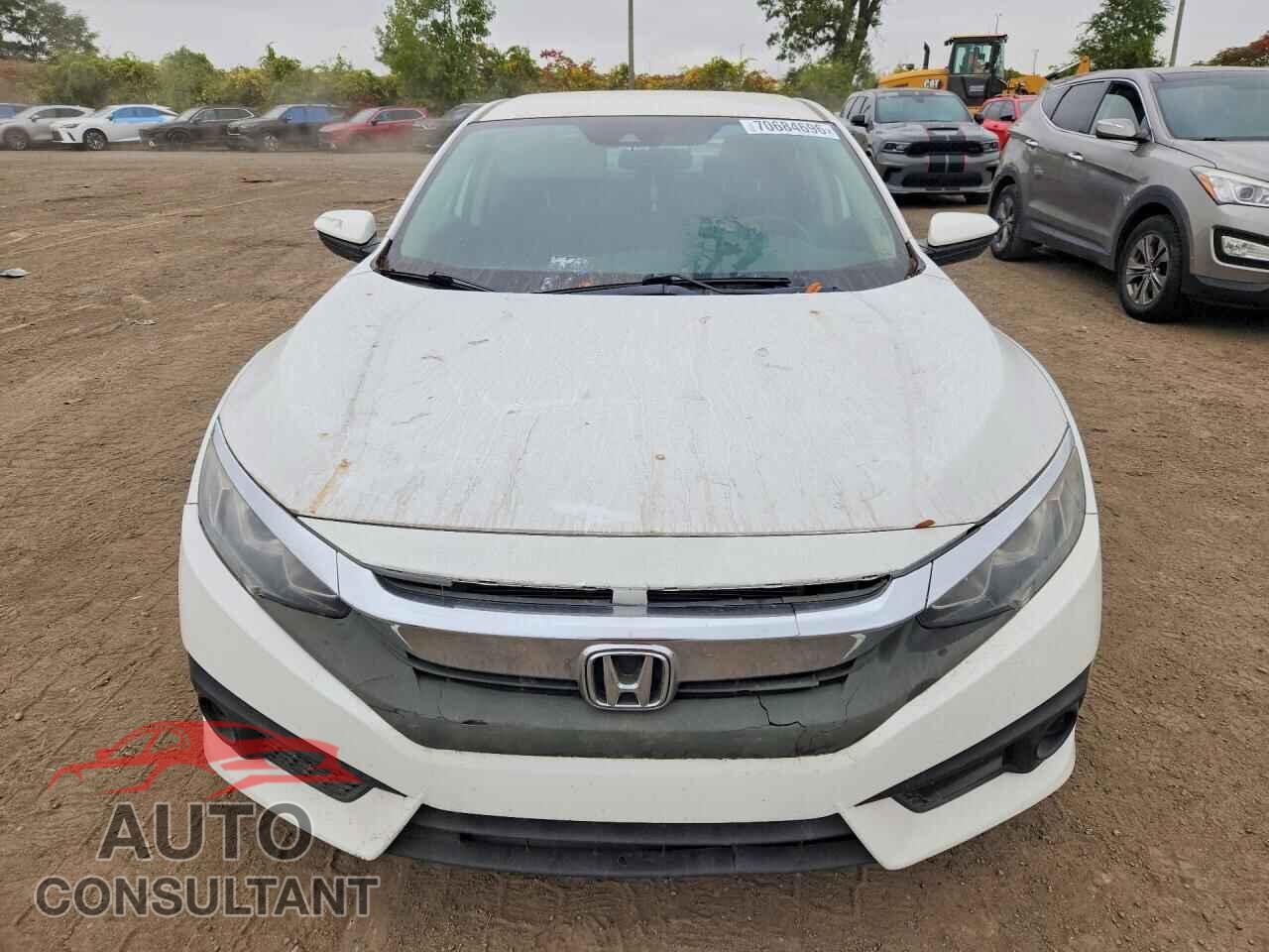 HONDA CIVIC 2018 - 2HGFC2F66JH038100