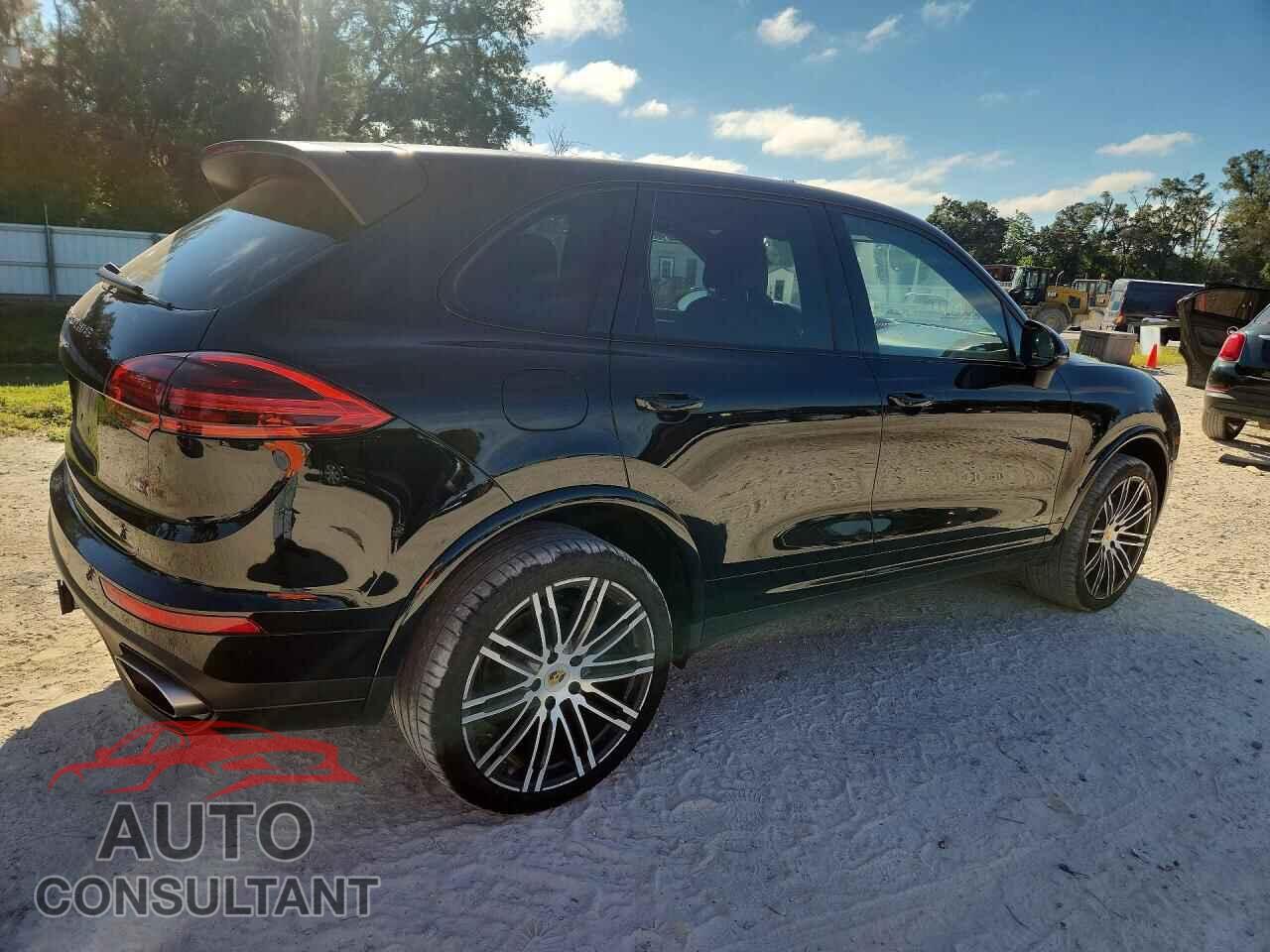 PORSCHE CAYENNE 2018 - WP1AA2A23JKA06005