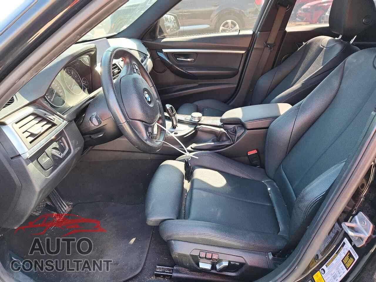 BMW 3 SERIES 2018 - WBA8D9C52JA012646