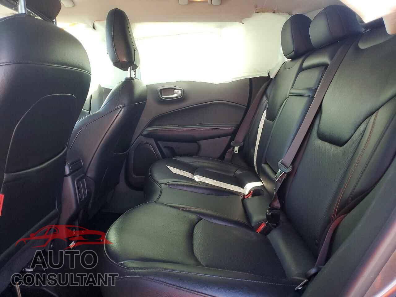 JEEP COMPASS 2019 - 3C4NJDDB4KT780130