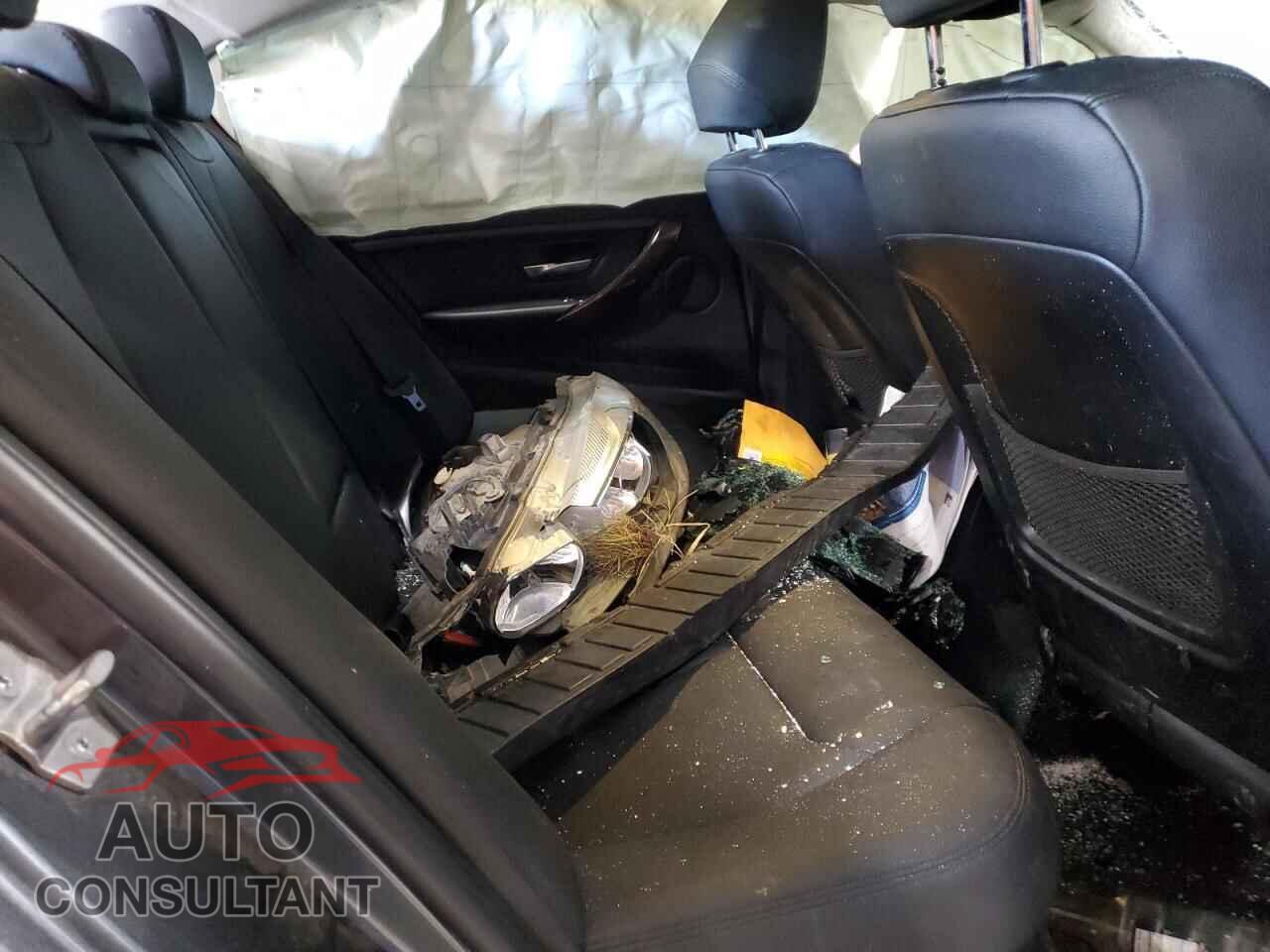 BMW 3 SERIES 2016 - WBA8E5G51GNU19701
