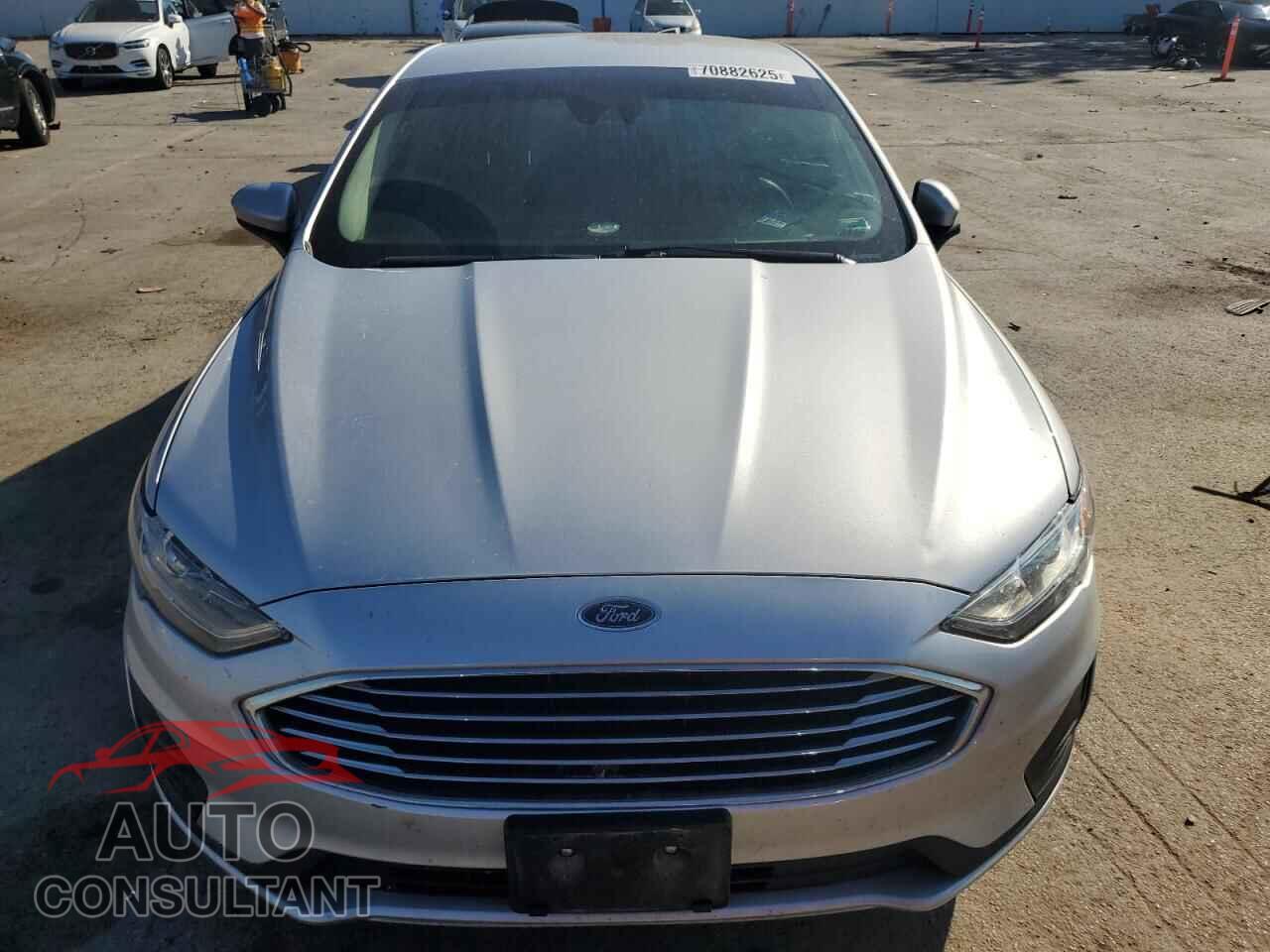 FORD FUSION 2019 - 3FA6P0HD2KR231908