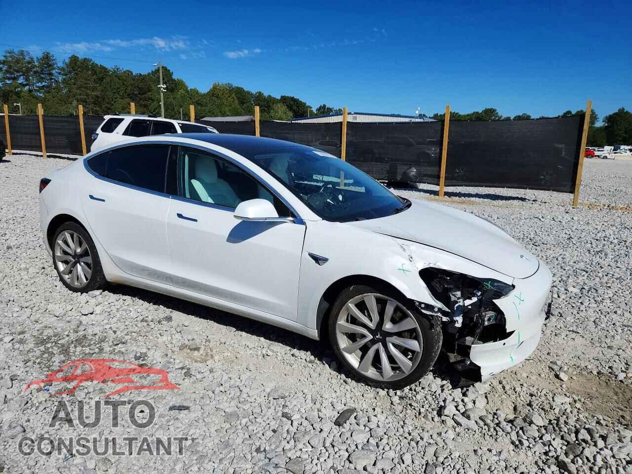 TESLA MODEL 3 2018 - 5YJ3E1EB8JF122493