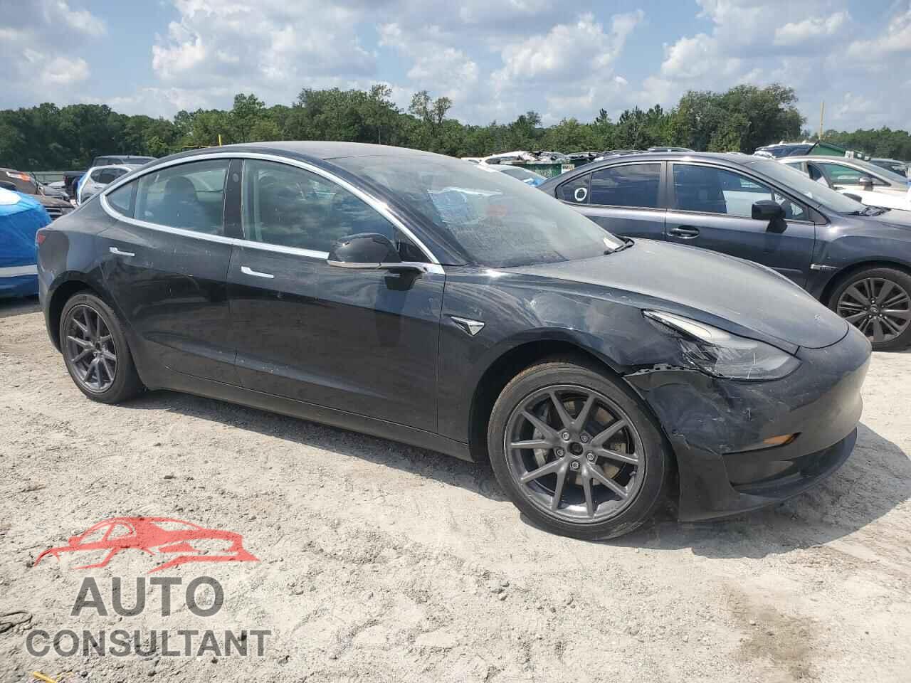 TESLA MODEL 3 2018 - 5YJ3E1EB3JF113636