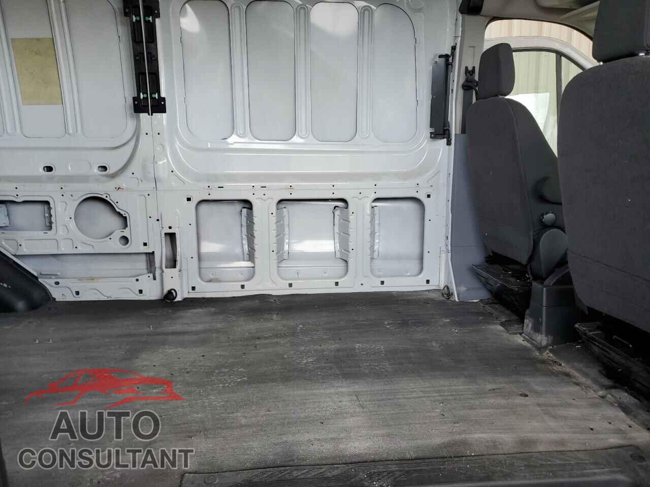 FORD TRANSIT 2017 - 1FTYR2CM3HKA51995