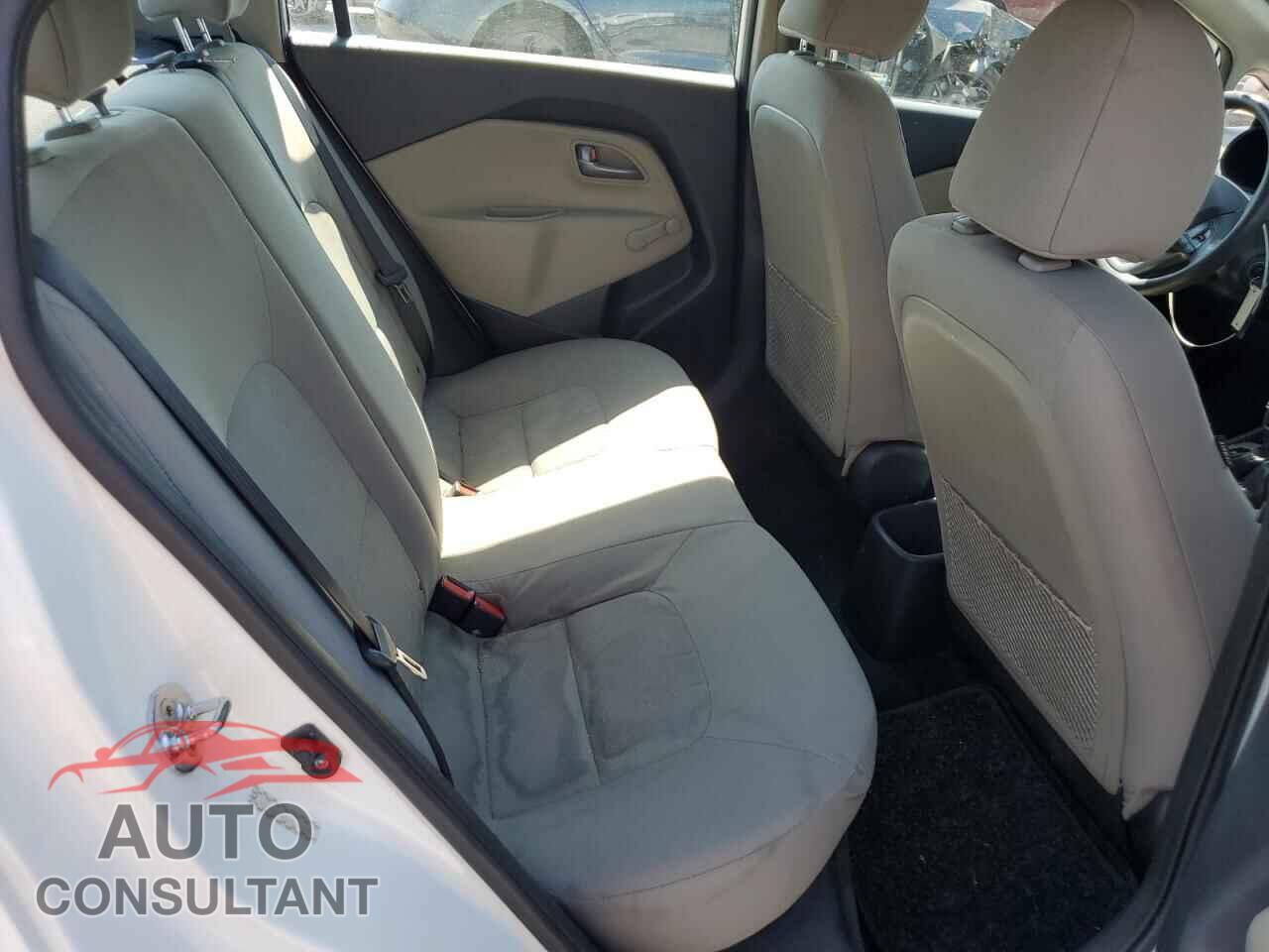 KIA RIO 2017 - KNADM4A32H6117543