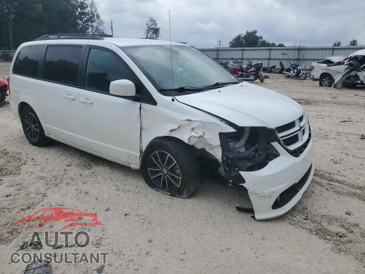 DODGE CARAVAN 2018 - 2C4RDGEG4JR324537