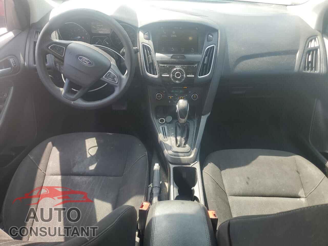 FORD FOCUS 2017 - 1FADP3M20HL336564