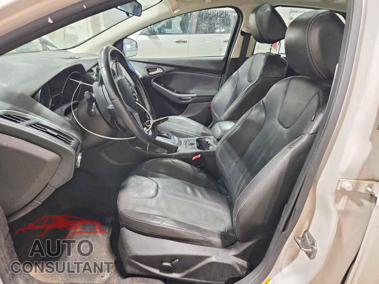 FORD FOCUS 2013 - 1FADP3J27DL116482