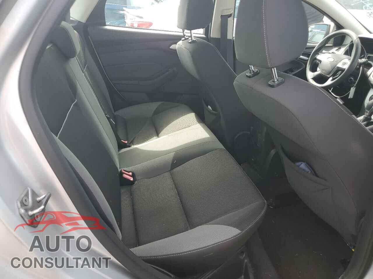 FORD FOCUS 2013 - 1FADP3F27DL344734