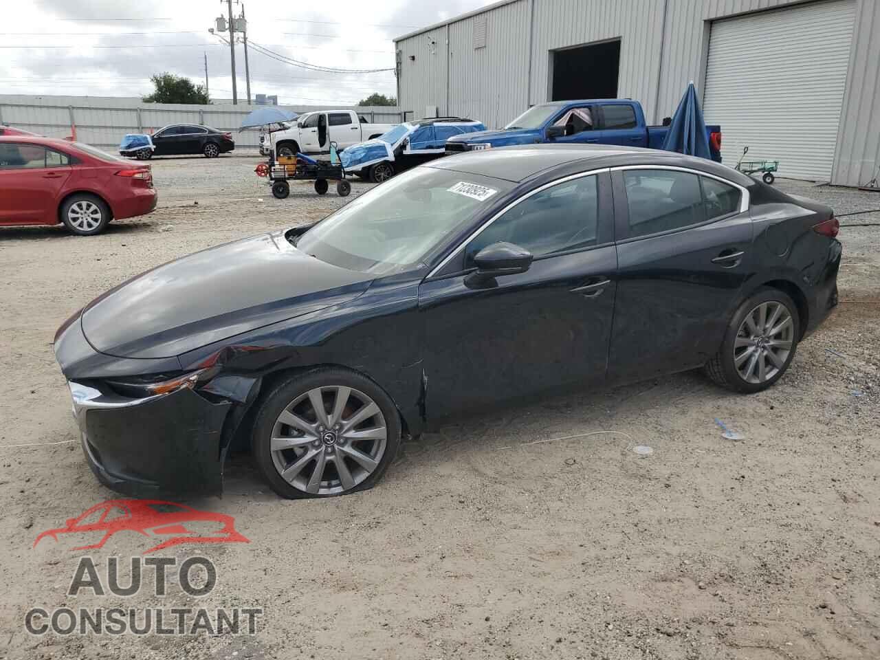 MAZDA 3 2023 - 3MZBPABM1PM358965