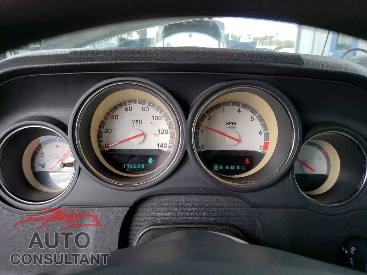 DODGE CHALLENGER 2009 - 2B3LJ44V09H535654