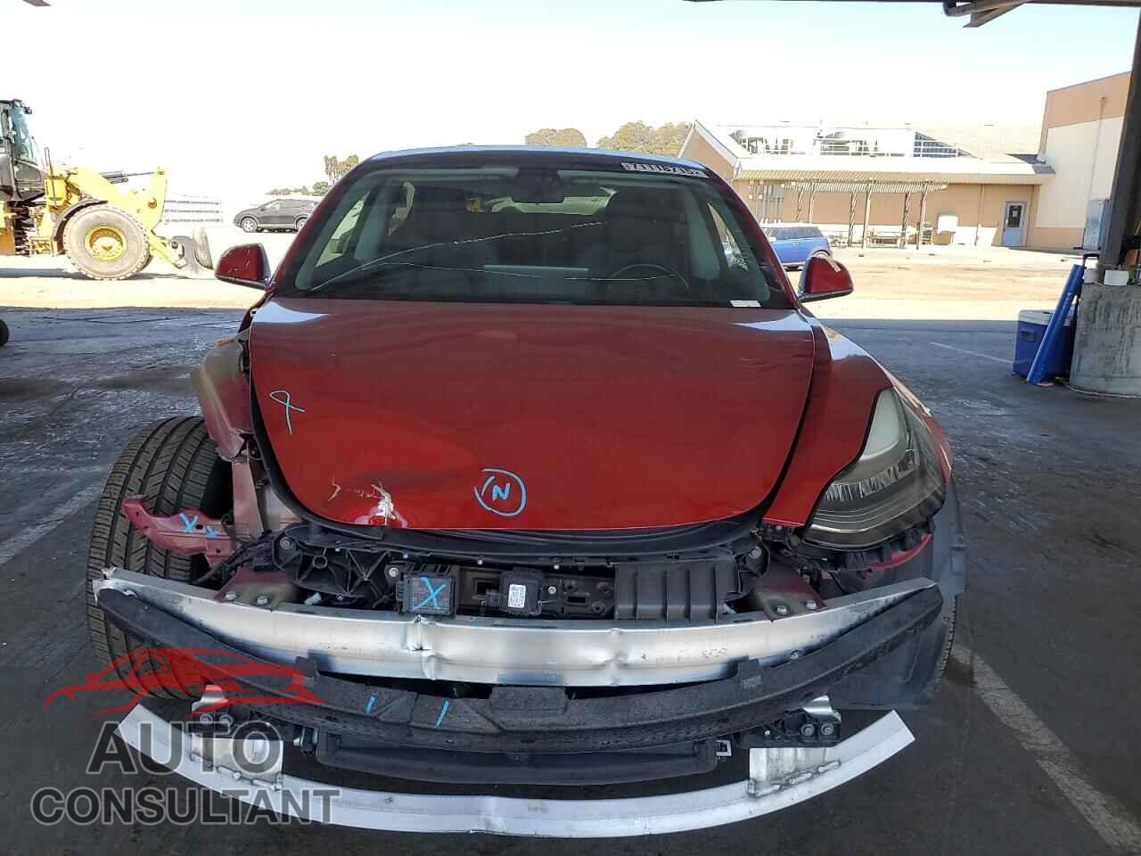 TESLA MODEL 3 2018 - 5YJ3E1EA5JF043130
